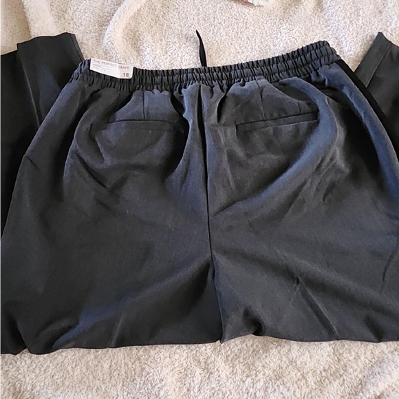 Grey/Black. Lane Bryant the perfect drape ankle mid rise - Picture 6 of 7